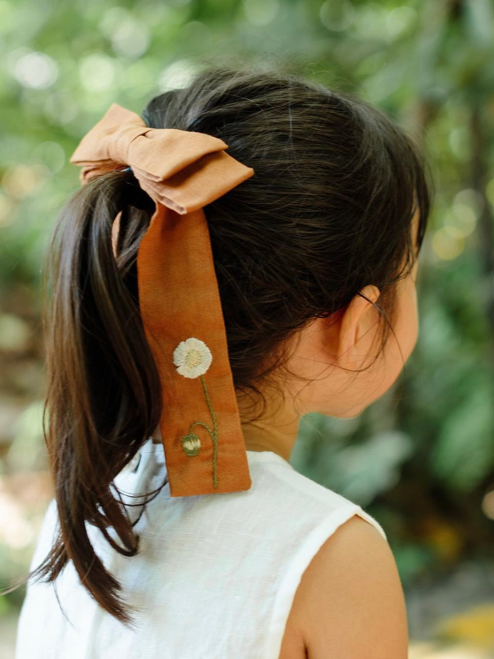 Sienna saccharine bow